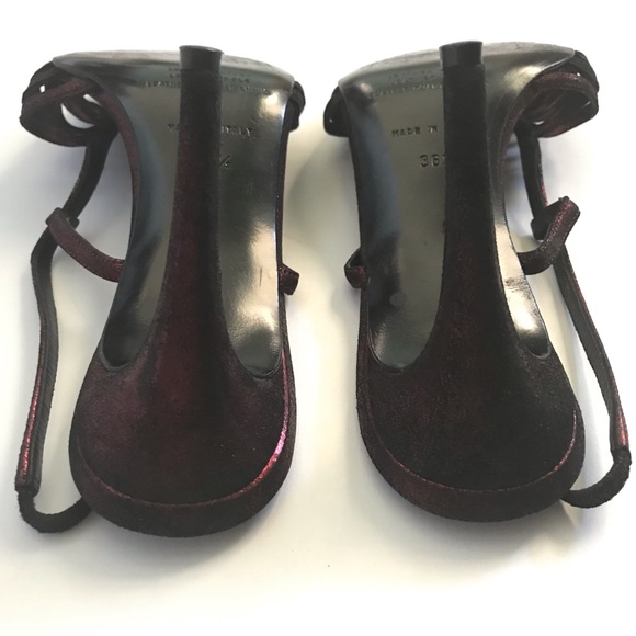 Badgley Mischka shimmery dark red heels - Picture 6 of 7